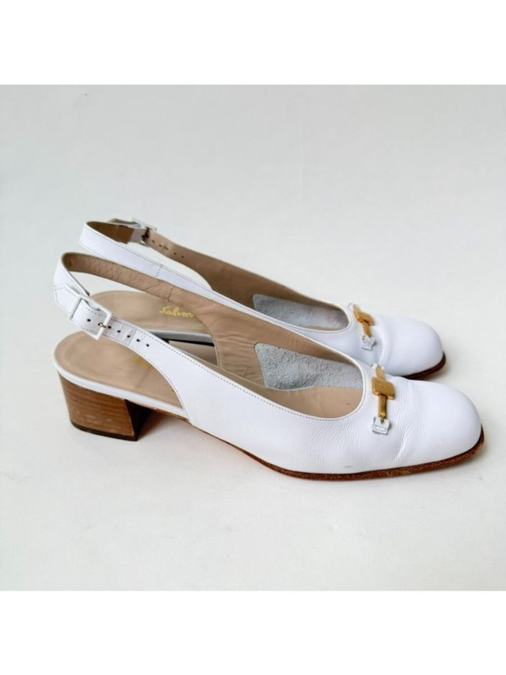 Salvatore Ferragamo Slingback Block Heel Pumps Womens Size 6.5AA White Leather - Picture 3 of 15